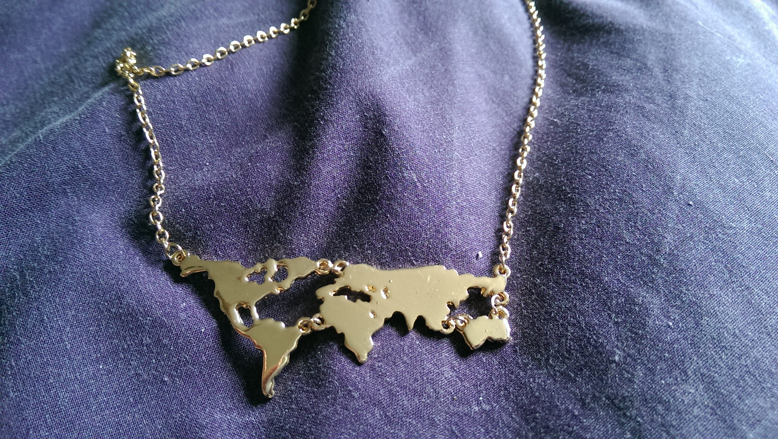 Love travel? Love jewellery? Check out Comuse Travels (and win this map necklace!)
